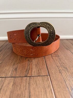 Linea Pelle Tan Leather Belt with Ornate Gold Buckle